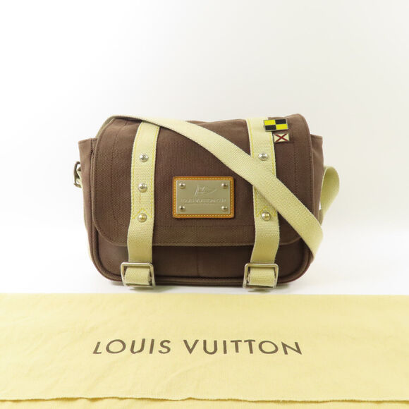 Louis Vuitton Lv Shw Besace Pm Shoulder #162787L39B - Picture 9 of 15